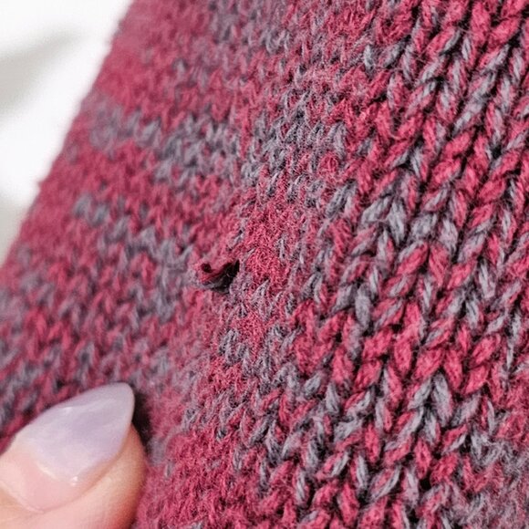 Natural Reflections Womens L Burgundy Knit Sweater‎ V Neck with Buttons《874》J - Picture 6 of 6